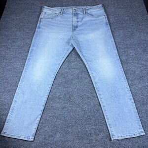 American Eagle Athletic Fit Airflex+ Light Wash Blue Denim Jeans Mens 38x30